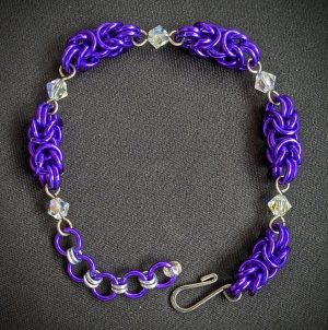 Swarovski crystal - Purple segmented byzantine bracelet