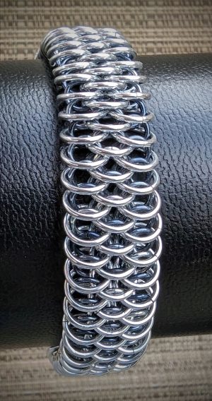 Gray and Silver Dragonscale Bracelet